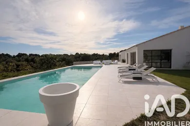 Maison d'architecte à La Cadière-d'Azur (83740)