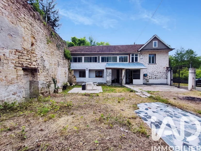 Maison 6 pièces 122 m² · à Chars · 122 m² · 249 000 €
