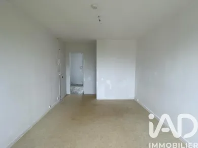 Apartment in Creil (60100)