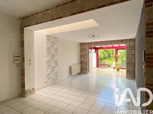 Maison à Villeneuve-d'Ascq (59493)