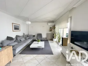 Apartment in Villeurbanne (69100)