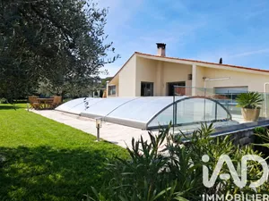 Maison d'architecte à Peymeinade (06530)