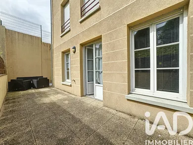 Apartment in Épernon (28230)