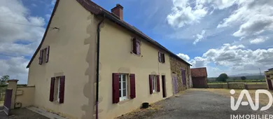 Maison de campagne à Saint-Christophe-en-Brionnais (71800)