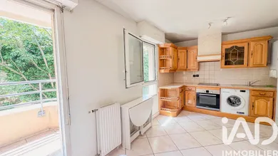 Studio à Paris (75020)