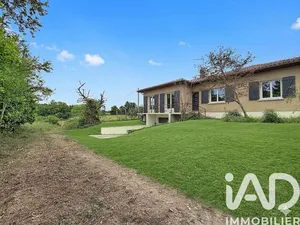 Maison traditionnelle à Dumes (40500)