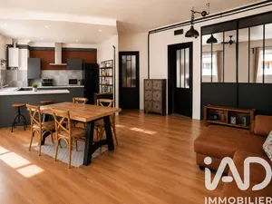 Apartment in Toulon (83000)