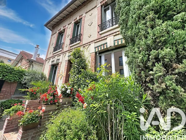 Maison à Suresnes (92150) photo 2