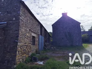 Maison de village à Bains-sur-Oust (35600)