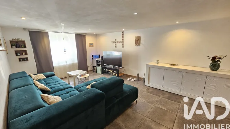 Maison 7 pièces 234 m² · à Courcelles-Chaussy · 234 m² · 298 000 €