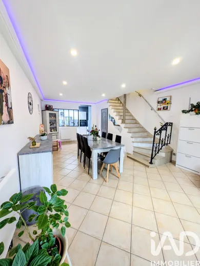 Maison de ville à Saint-Quentin (02100)