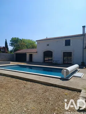 Maison de campagne à Échallat (16170)
