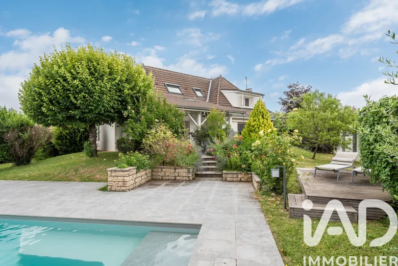 Maison 5 pièces 132 m² · à Coublevie · 132 m² · 595 000 €