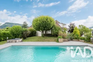 House in Coublevie (38500)