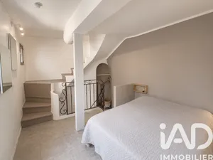 Appartement à Roussillon (84220)