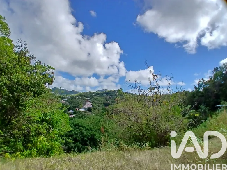 Terrain à Rivière-Pilote (97211) · 621 000 €