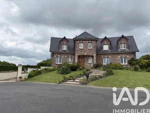 Maison d'architecte à Villers-Bocage (80260)