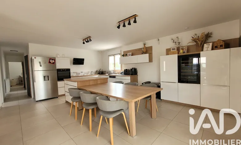 Maison 5 pièces 109 m² · à Châlons-en-Champagne · 109 m² · 299 000 €