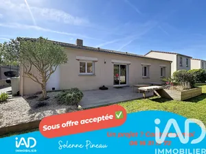 Maison traditionnelle à Mauves-sur-Loire (44470)
