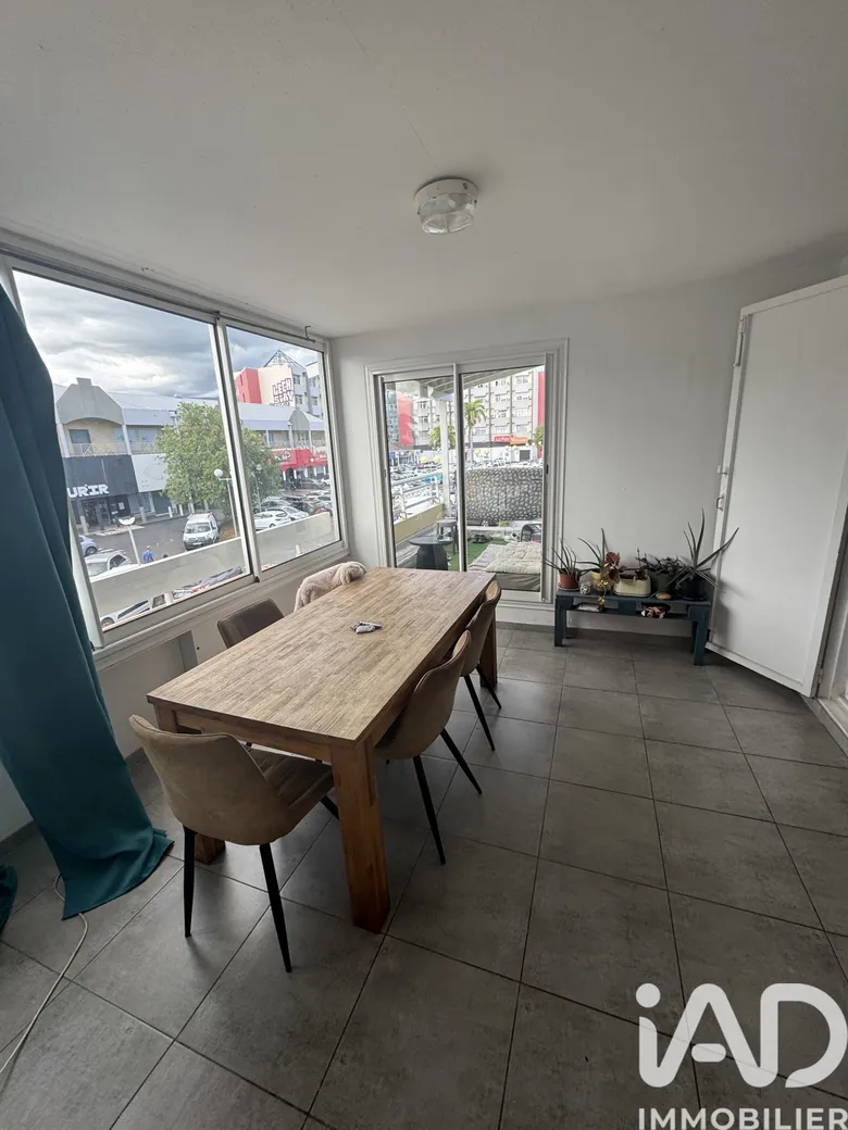 Appartement 6 pièces 92 m² · à Saint-Pierre · 92 m² · 282 600 €