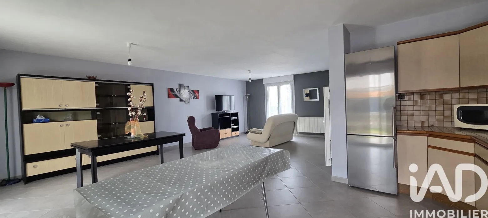Vente maison à Vezins (49340) : maison traditionnelle 5 pièces 97 m² - 2093204 — 2