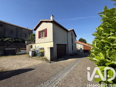 Maison de village à Gourgé (79200)