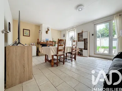 Townhouse in Taissy (51500)