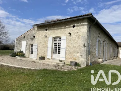Maison à Chepniers (17210)
