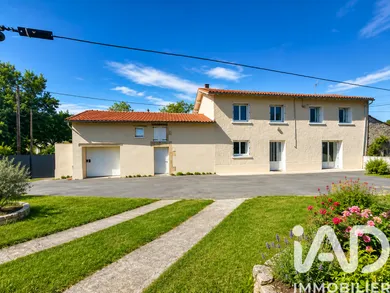 Village house in Aiffres (79230)