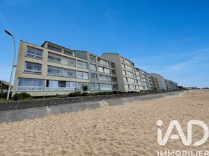Apartment in Courseulles-sur-Mer (14470)