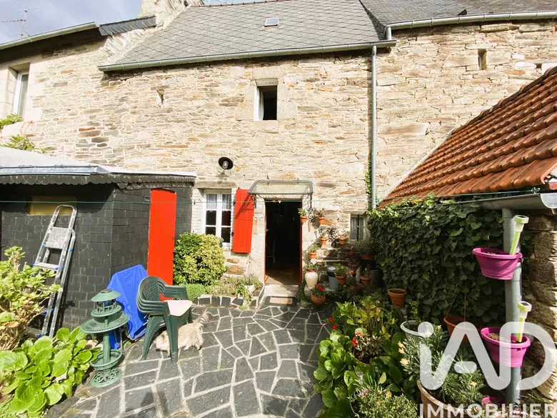 Maison 2 pièces 56 m² · à Lannion · 56 m² · 122 000 €