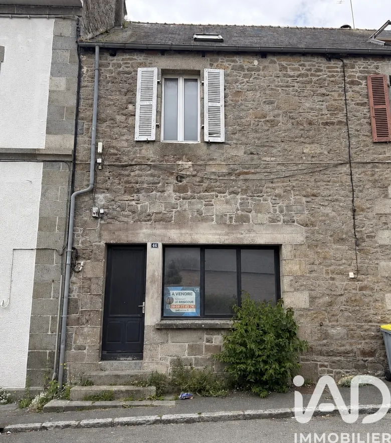 Maison 4 pièces 100 m² · à Plouaret · 100 m² · 44 000 €