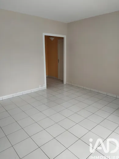 Apartment in Joué-lès-Tours (37300)