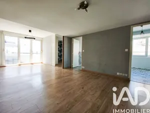 Apartment in Reims (51100)