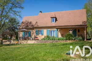 Traditional house in Saint-Chamassy (24260)