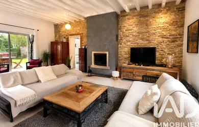 Maison de village à Dracy-le-Fort (71640)