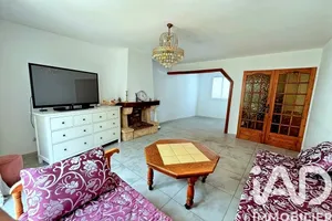 Maison à Combs-la-Ville (77380)