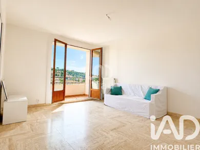 Appartement à Saint-Raphaël (83700)