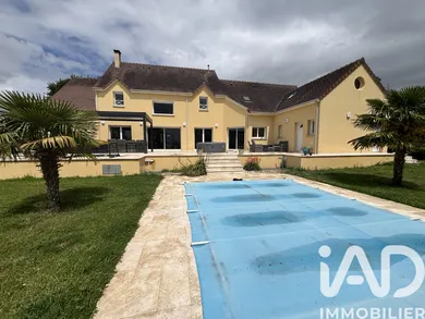Maison d'architecte à Manou (28240)