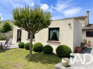 Village house in Queyrac (33340)