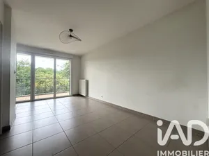 Apartment in Tours (37100)