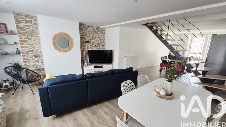 Maison 5 pièces 94 m² · à La Tessoualle · 94 m² · 203 000 €