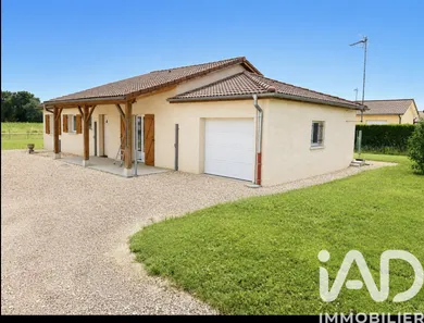 House in Saint-Étienne-du-Bois (01370)
