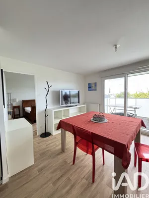 Apartment in Vannes (56000)