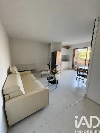 Appartement à Cagnes-sur-Mer (06800)