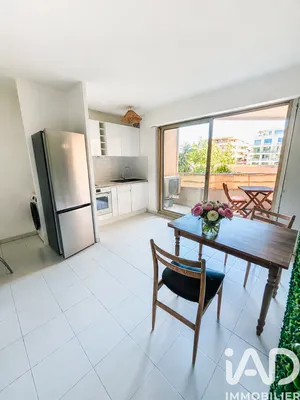 Apartment in Cagnes-sur-Mer (06800)