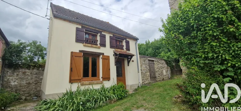 Maison 4 pièces 100 m² · à Armentières-en-Brie · 100 m² · 230 000 €