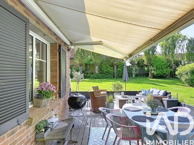 Maison 6 pièces 130 m² · à Bersée · 130 m² · 429 000 €