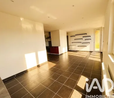Apartment in Troyes (10000)
