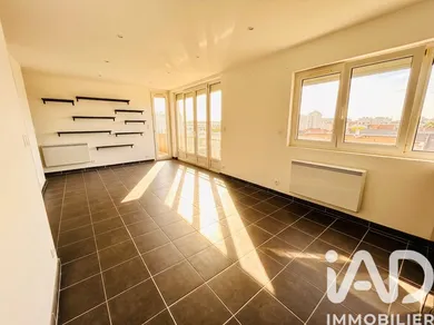 Apartment in Troyes (10000)